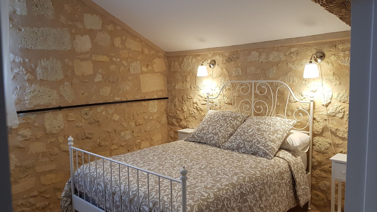 Photo of Bedroom in Ambares-et-Lagrave