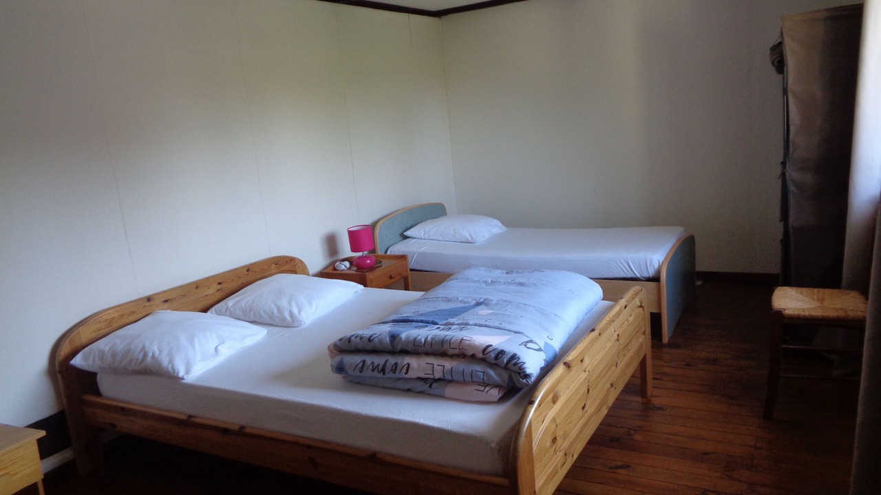 Photo of Bedroom in Saint-Leger-de-Montbrillais