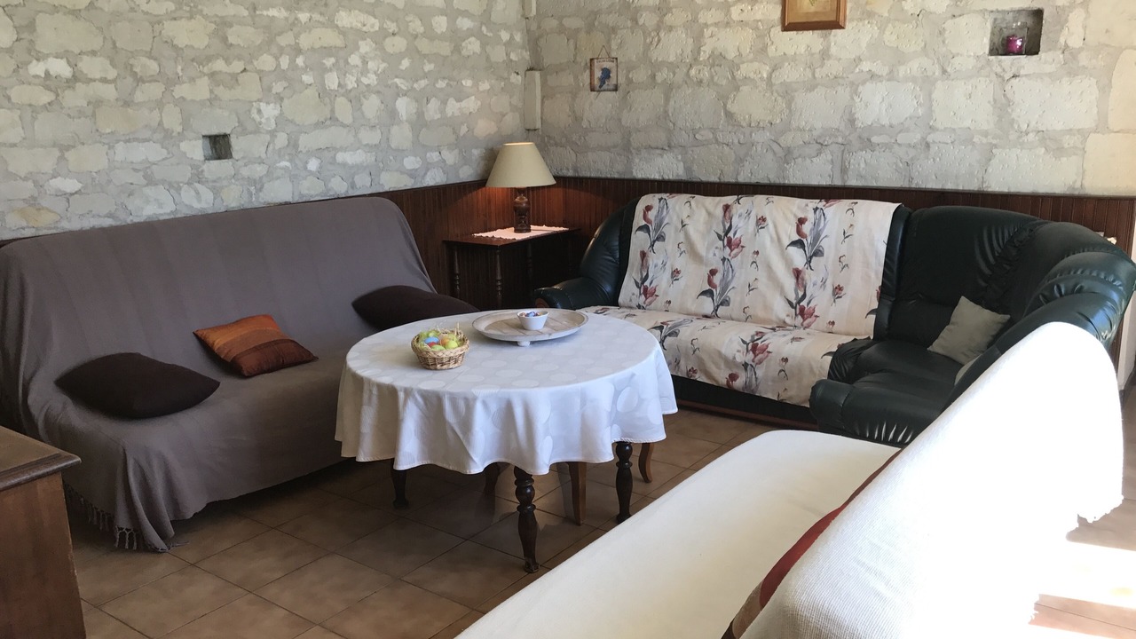 Photo of Livingroom in Saint-Leger-de-Montbrillais