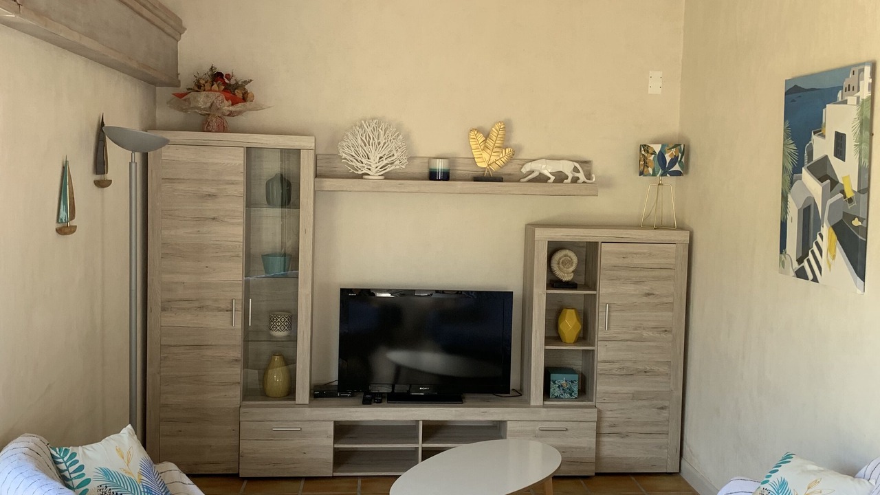 Photo of Livingroom in Domino