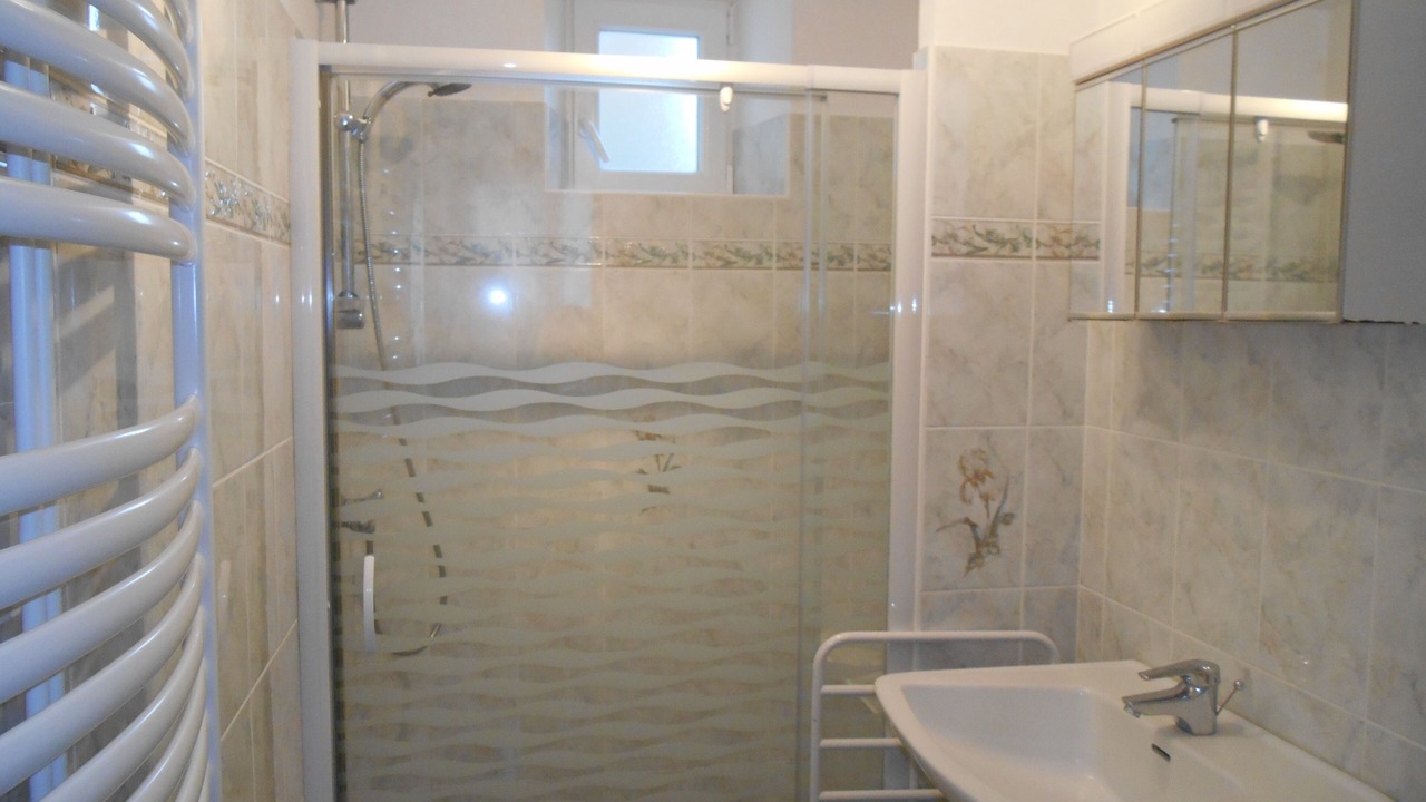 Photo of Bathroom in Fleurat