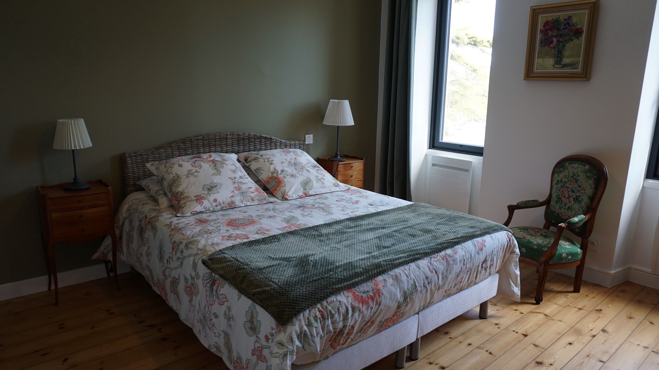 Photo of Bedroom in Boyardville