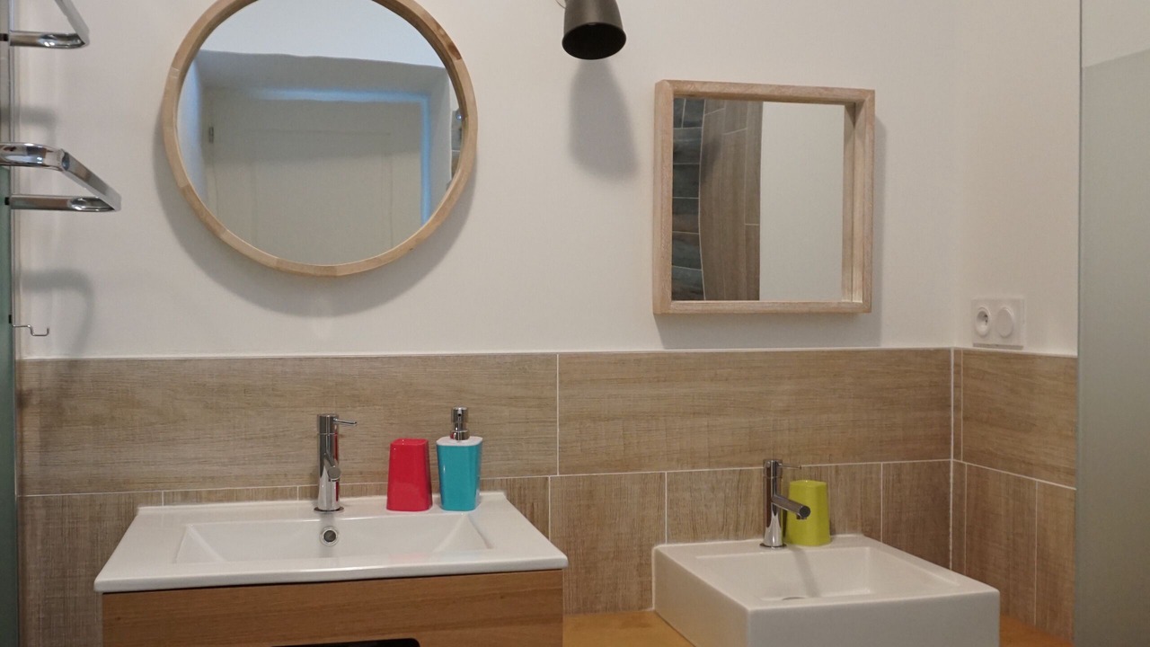 Photo of Bathroom in Boyardville