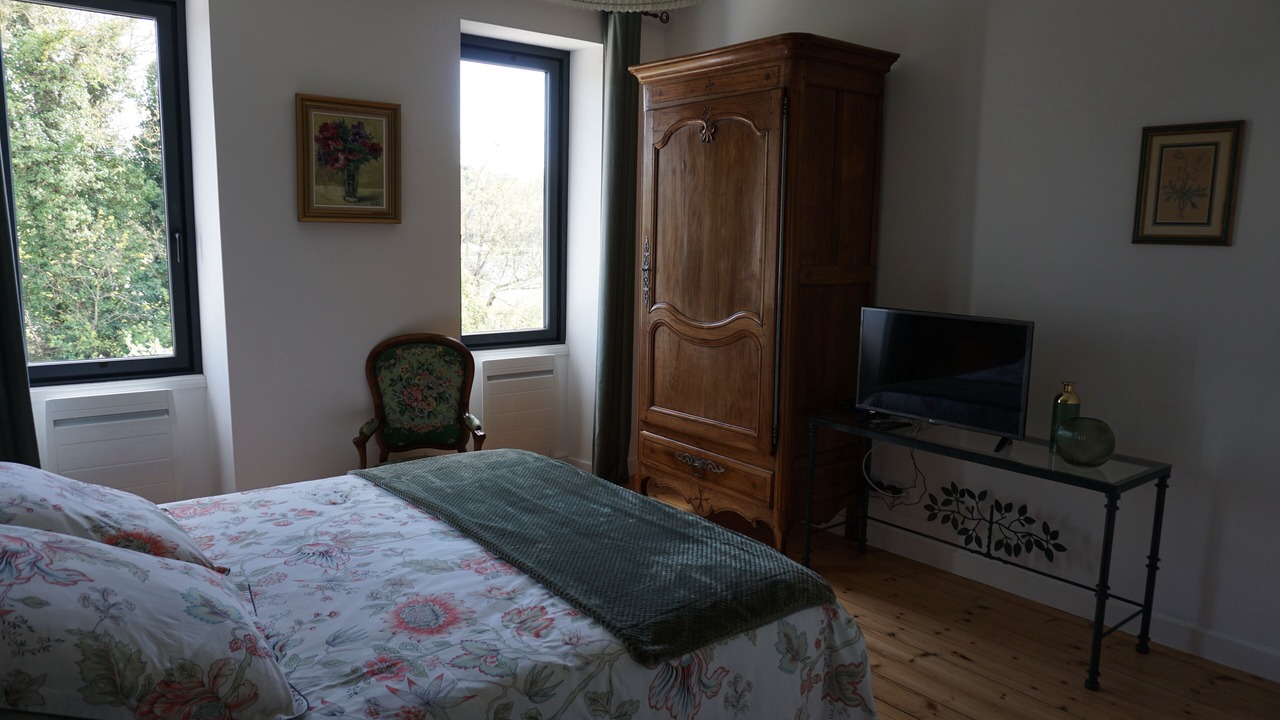 Photo of Bedroom in Boyardville