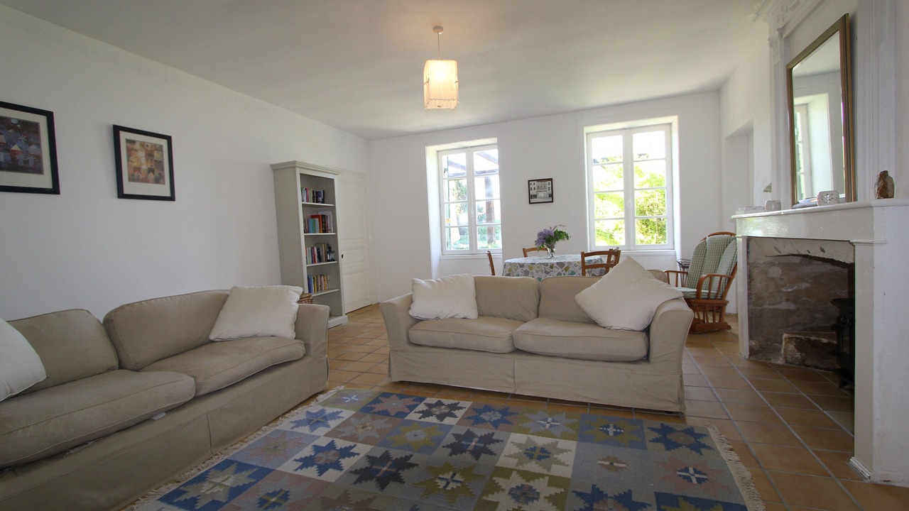 Photo of Livingroom in Mortagne-sur-Gironde
