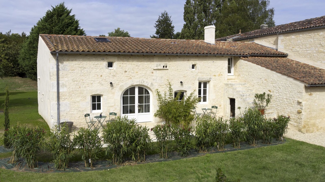 Photo of Outdoor in Tesson