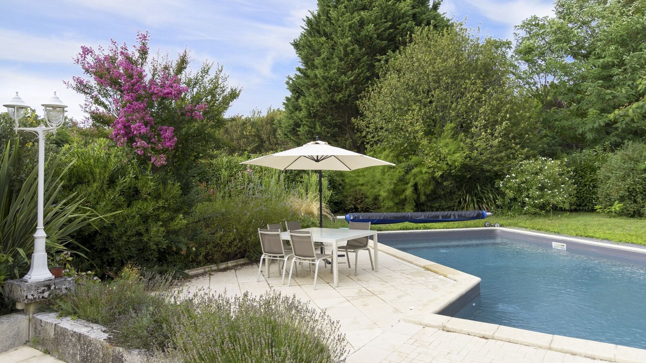 Photo of Outdoor in Tesson