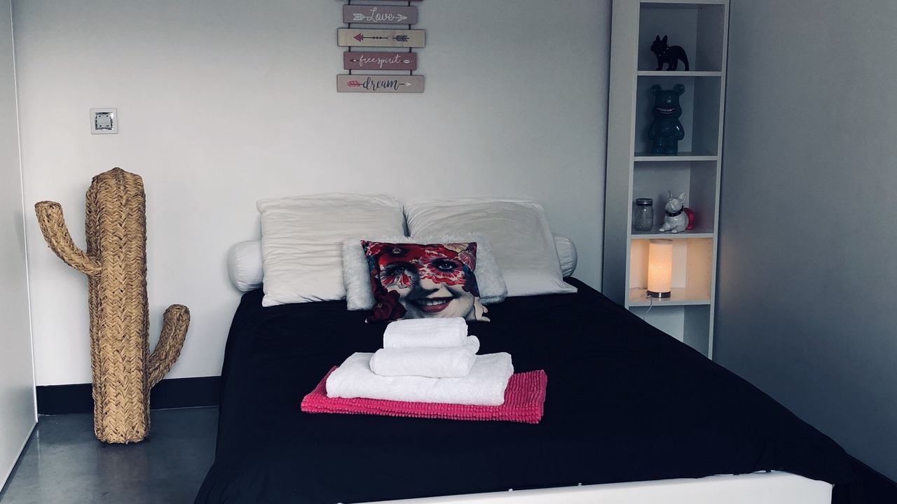 Photo of Bedroom in Arsac