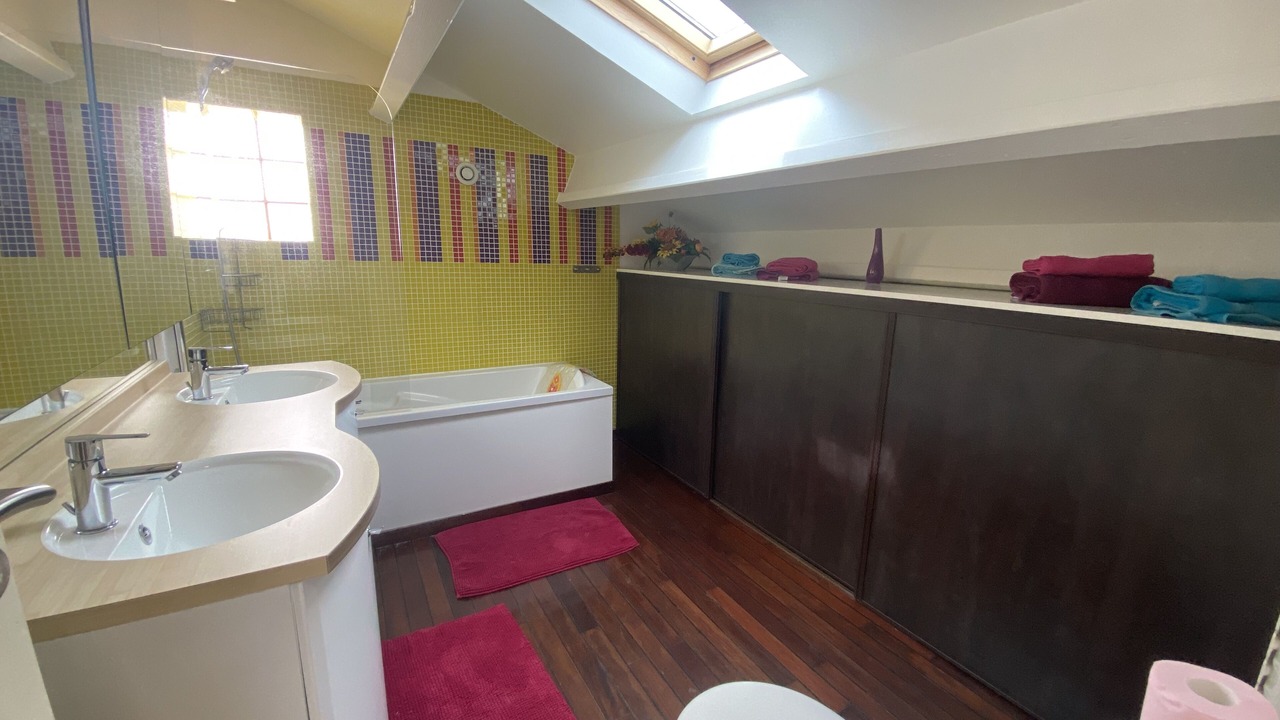 Photo of Bathroom in Angoulins