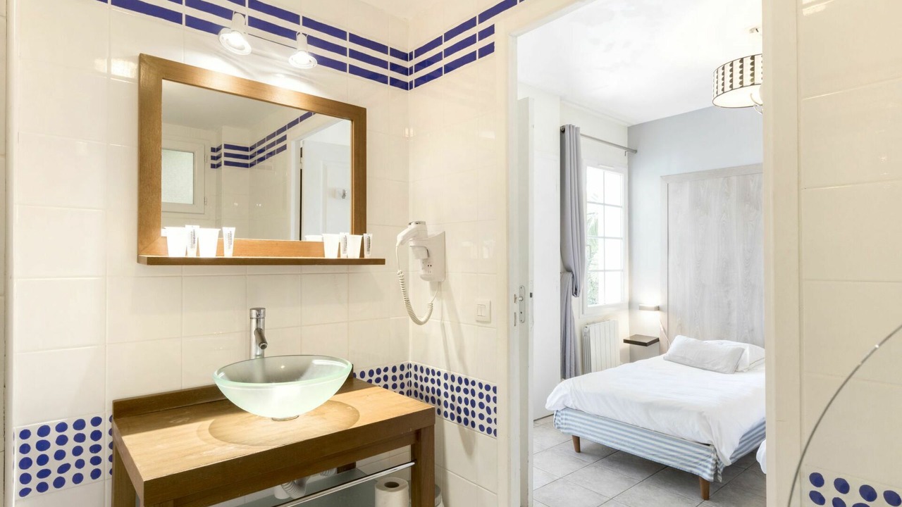 Photo of Bathroom in La Bastide-Clairence