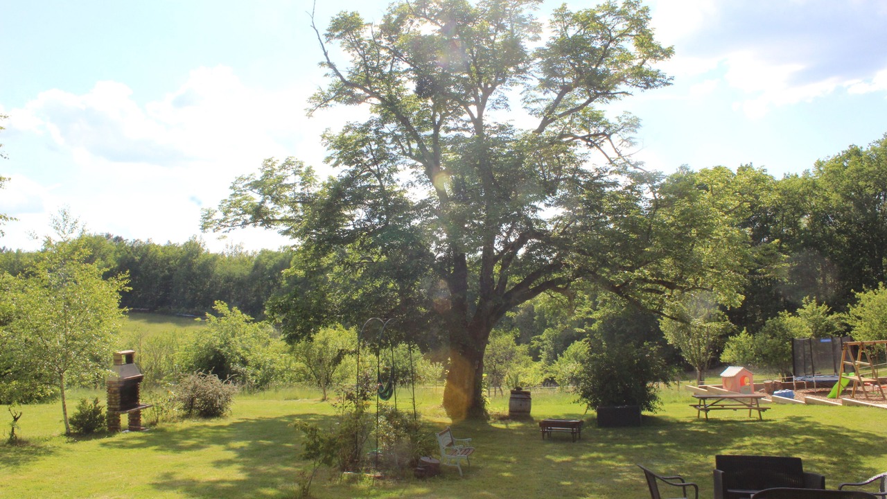 Photo of Outdoor in Saint-Pierre-de-Chignac