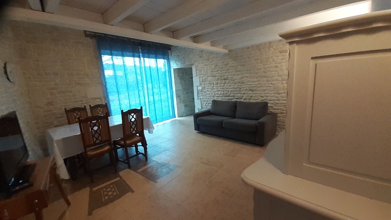 Photo of Livingroom in Haimps