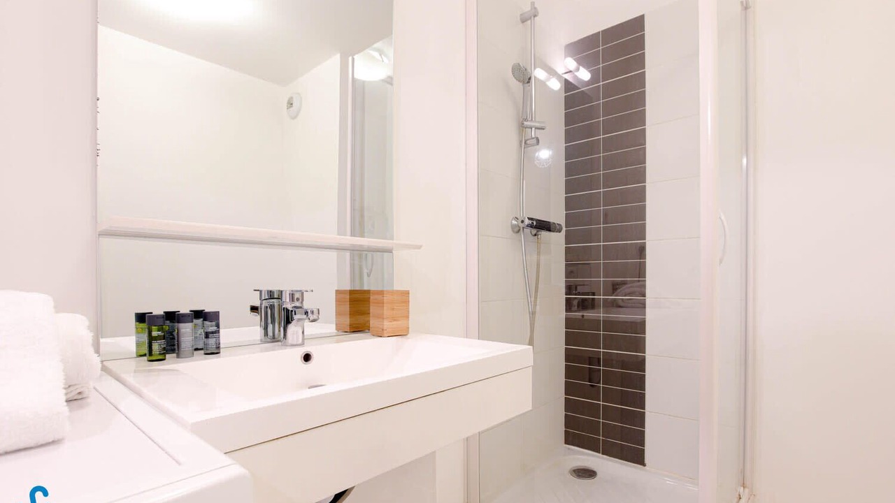 Photo of Bathroom in Bassins a Flot
