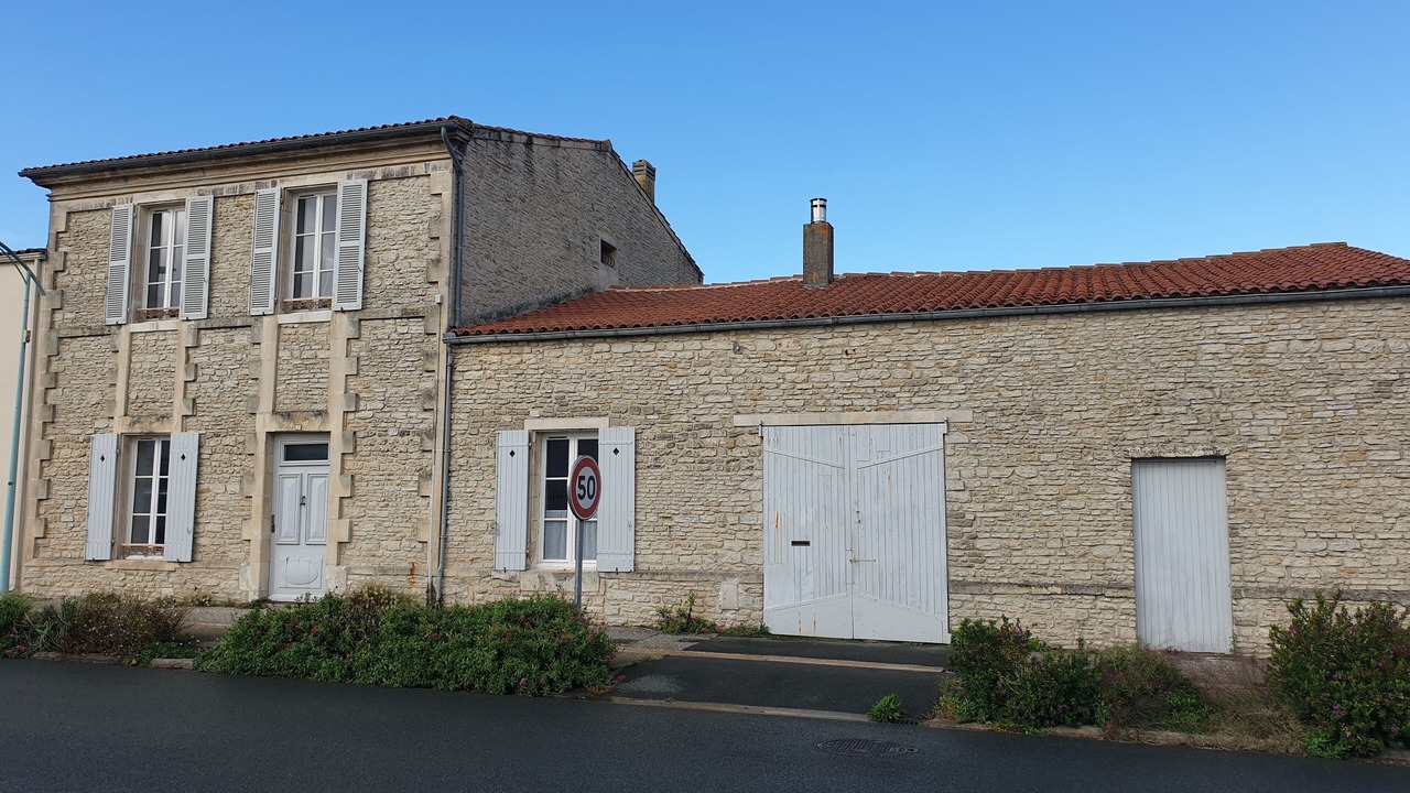 Photo of Outdoor in Cheray