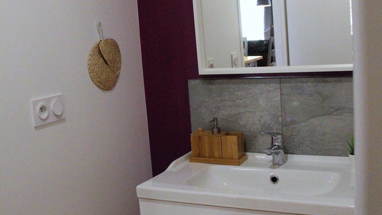 Photo of Bathroom in Nerac