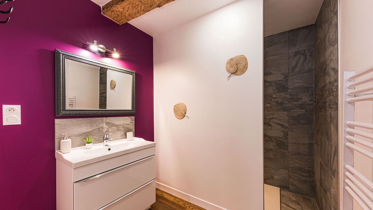 Photo of Bathroom in Nerac