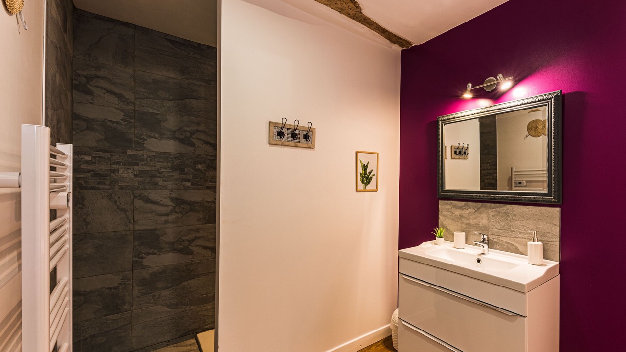 Photo of Bathroom in Nerac