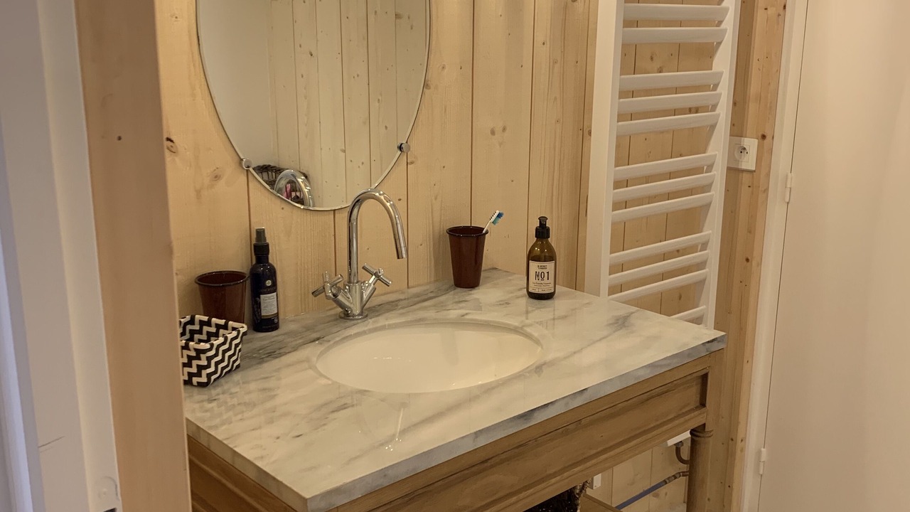 Photo of Bathroom in Boyardville