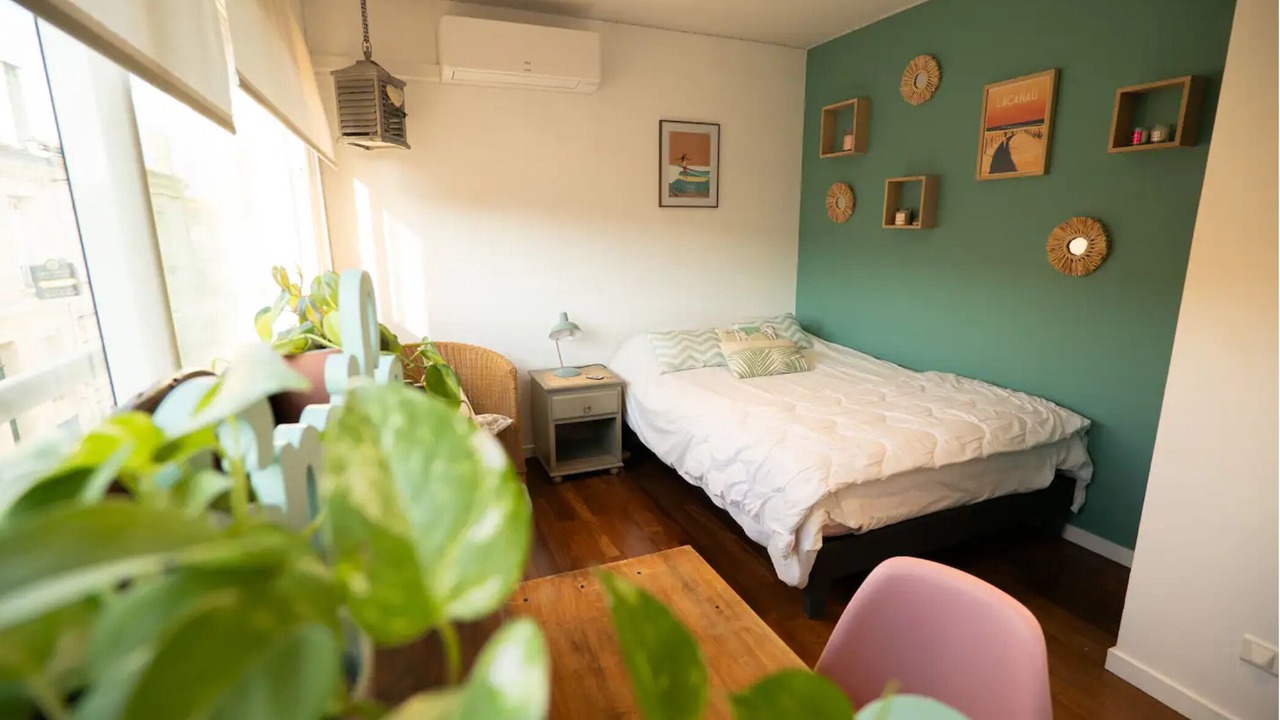 Photo of Bedroom in Talence