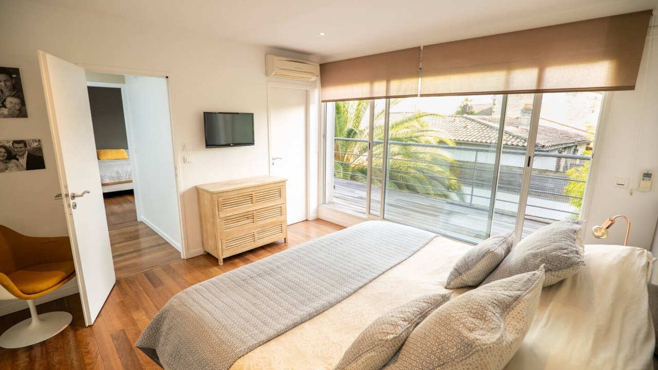 Photo of Bedroom in Talence