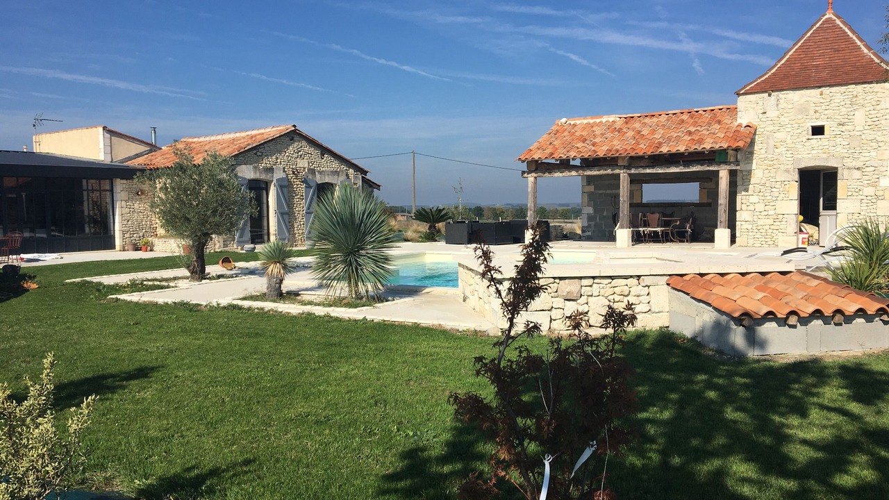 Photo of Outdoor in Barbezieux-Saint-Hilaire