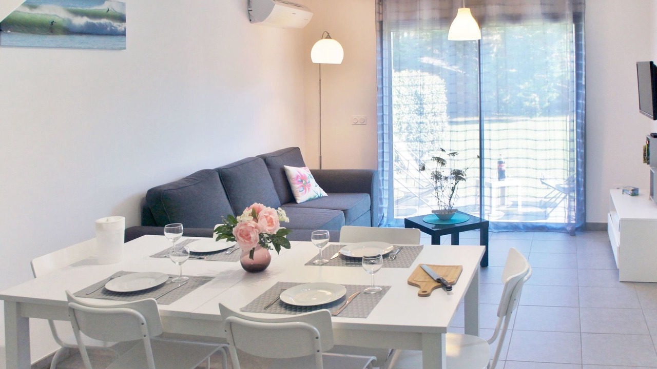 Photo of Bedroom in Messanges