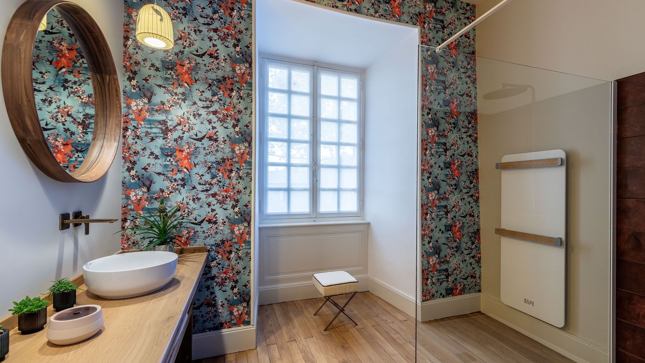 Photo of Bathroom in Veyrac