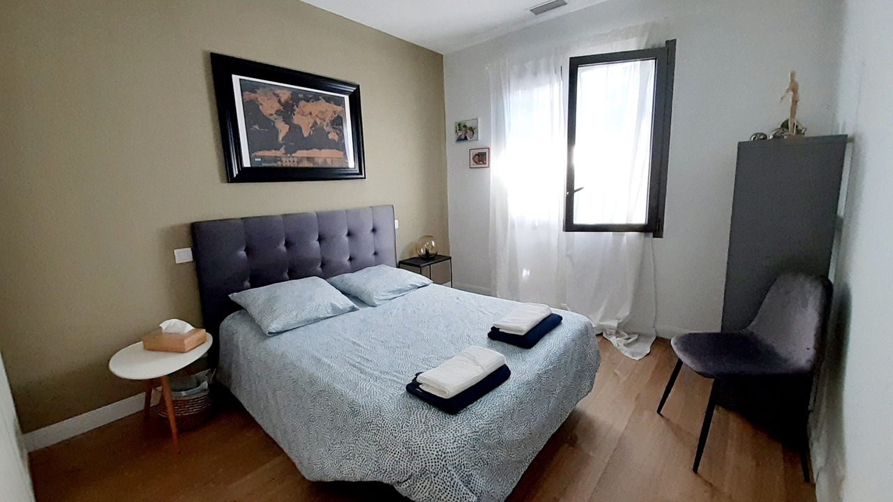 Photo of Bedroom in Bayonne