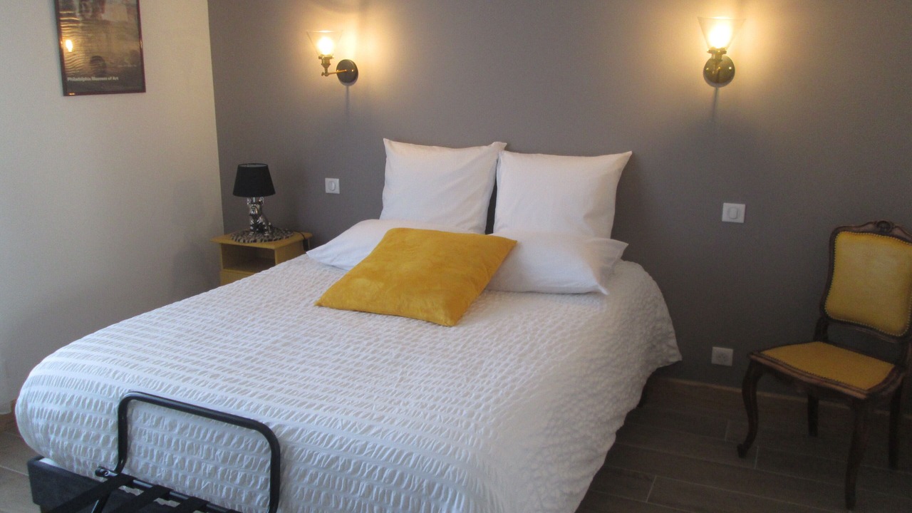 Photo of Bedroom in Bergerac