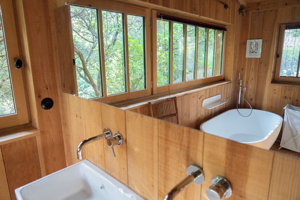 Photo of Bathroom in Piraillan