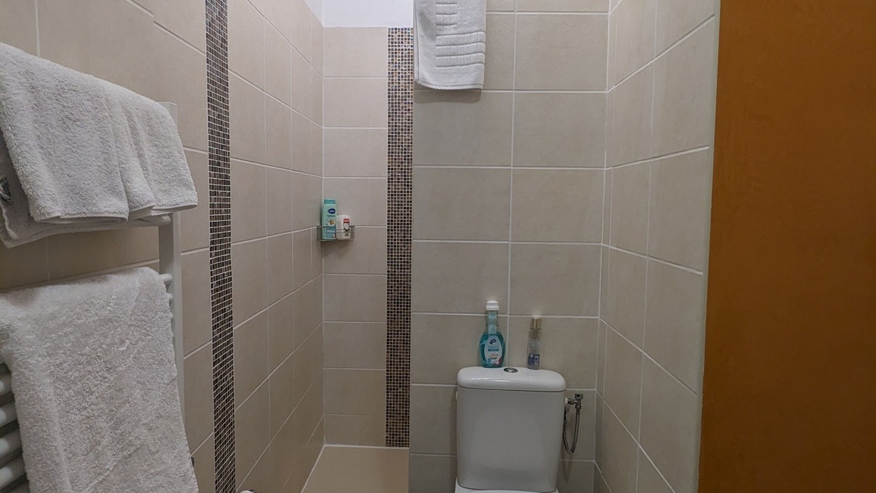 Photo of Bathroom in Monpazier