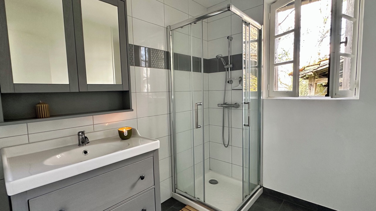 Photo of Bathroom in Granges-dAns
