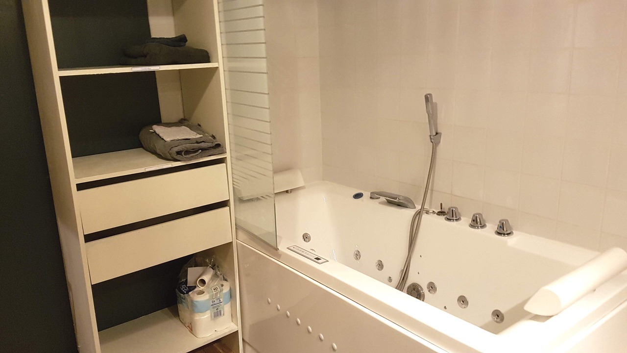 Photo of Bathroom in La Teste-de-Buch