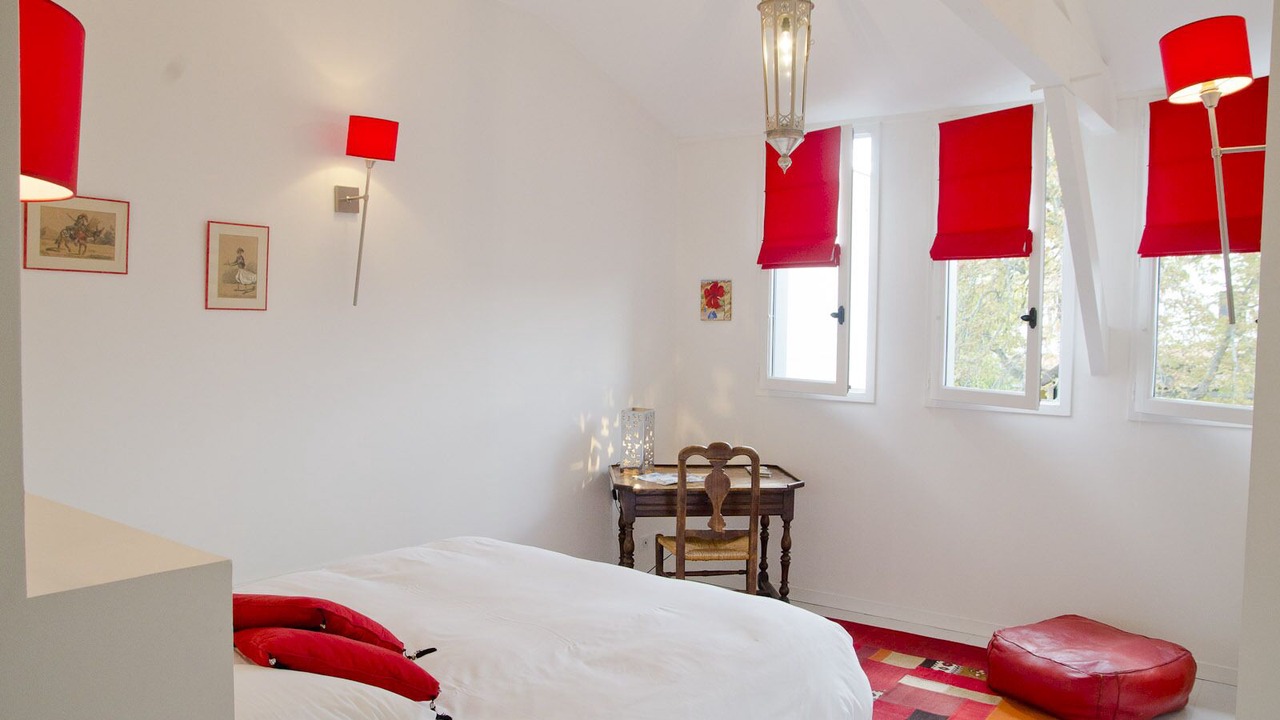 Photo of Bedroom in Begles