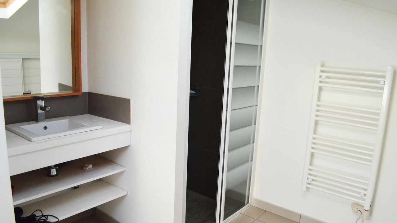 Photo of Bathroom in Talence