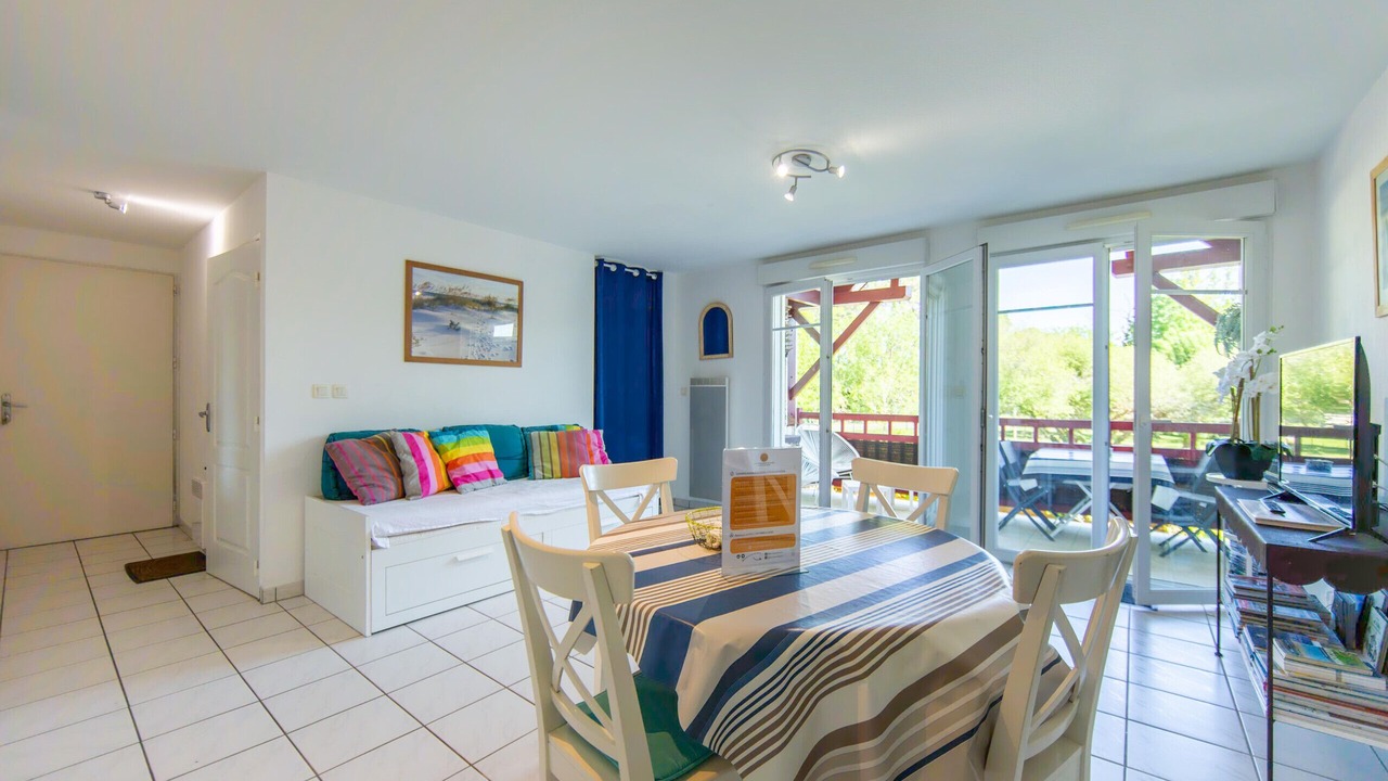 Photo of Livingroom in Ares