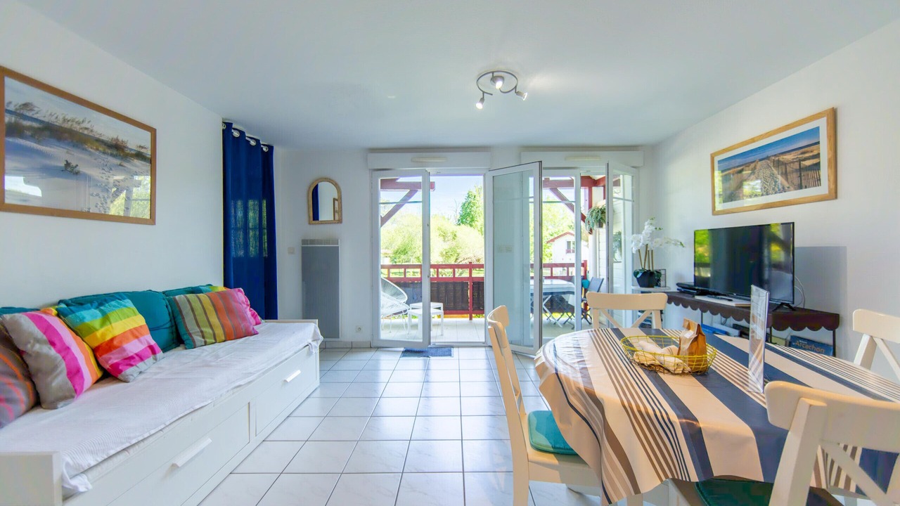 Photo of Livingroom in Ares