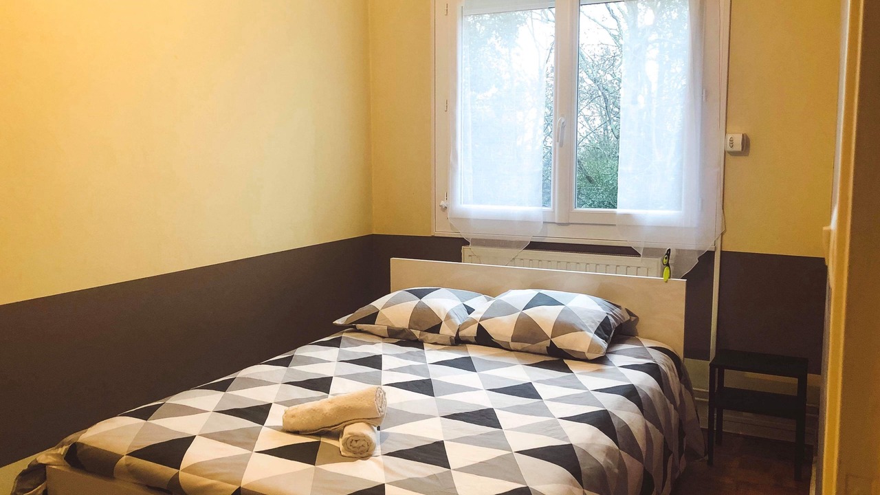 Photo of Bedroom in Lormont