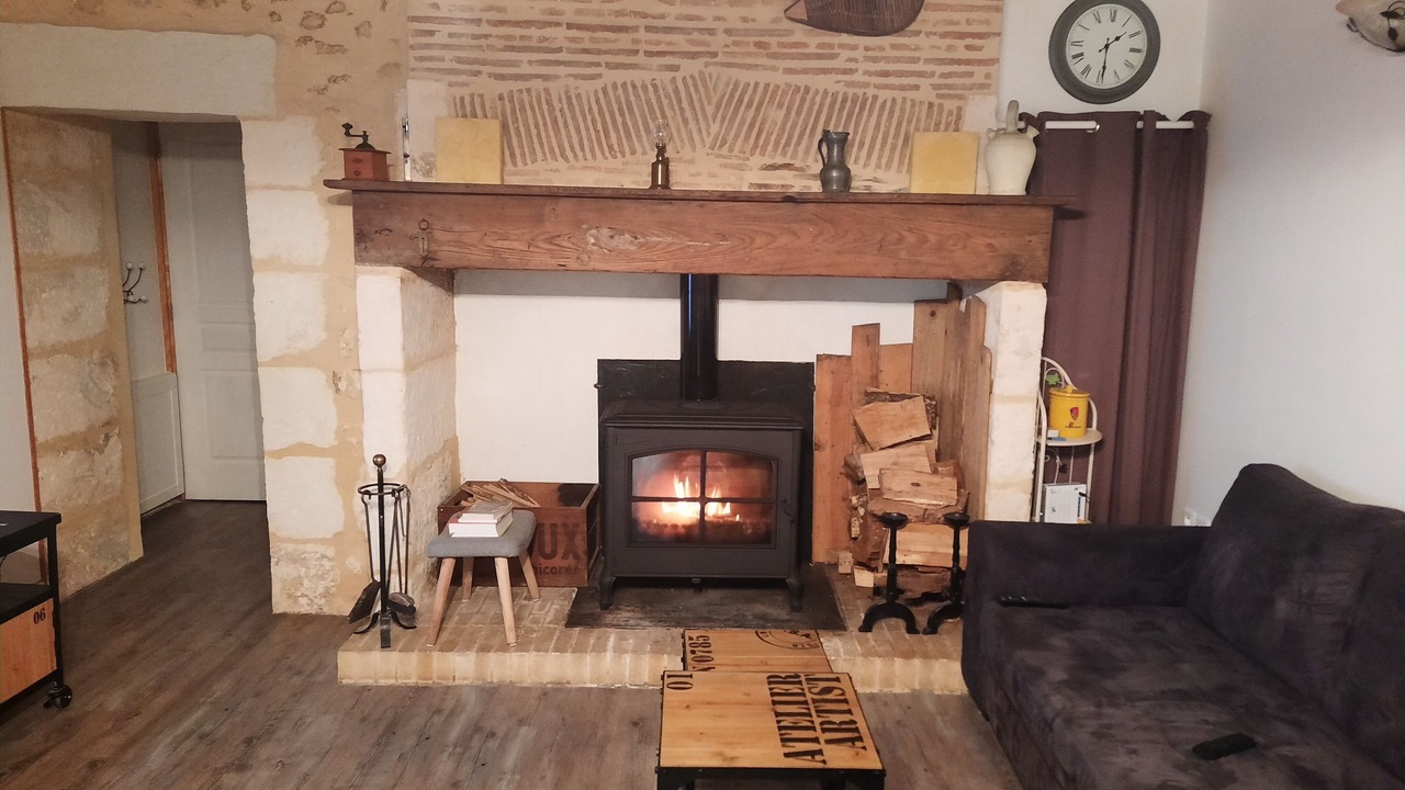 Photo of Livingroom in Saint-Georges-de-Montclard