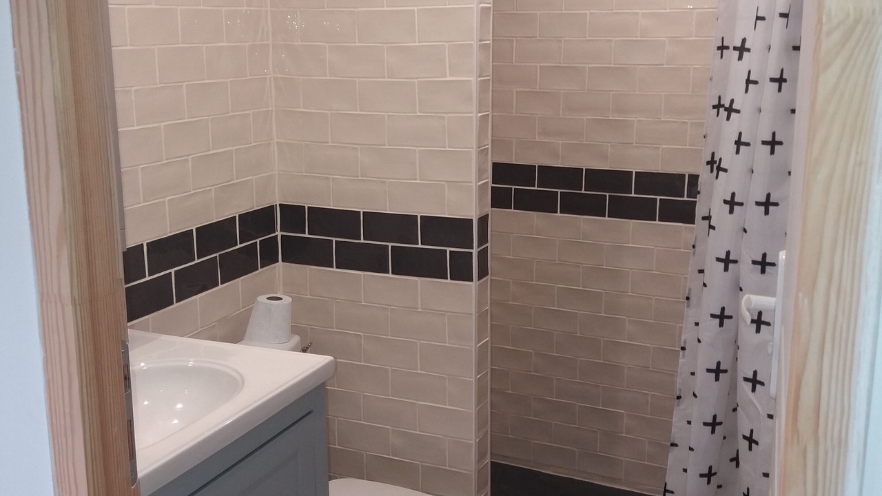 Photo of Bathroom in Saint-Georges-de-Montclard