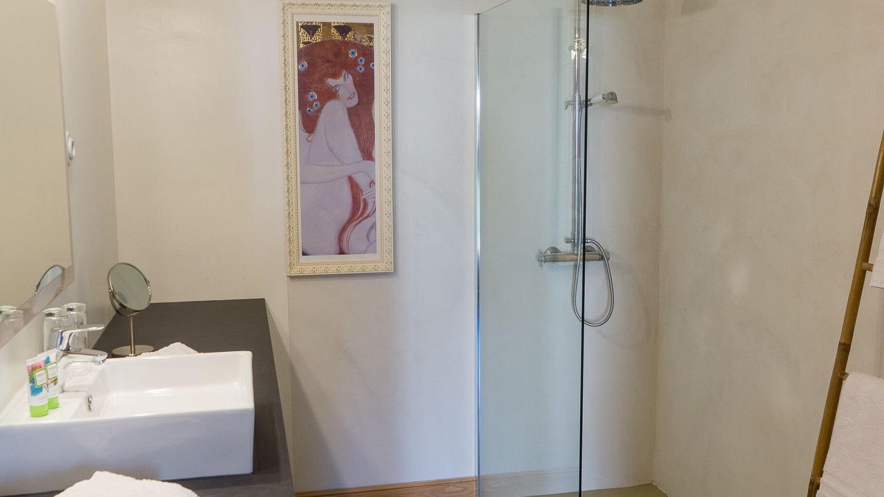 Photo of Bathroom in Saint-Maime-de-Pereyrol