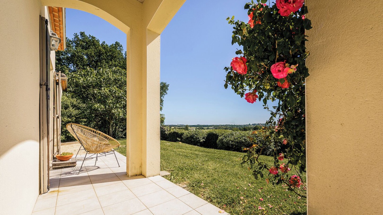 Photo of Patio Balcony in Le Cler