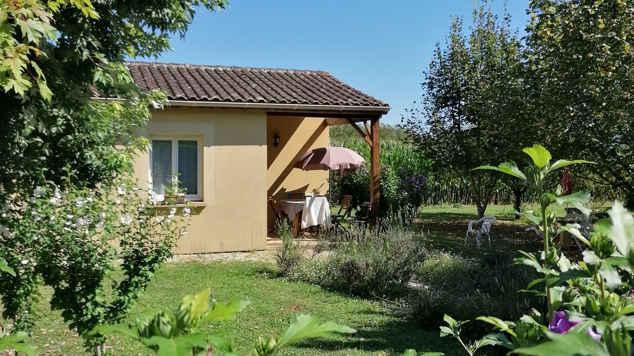 Photo of Outdoor in Castels et Bezenac