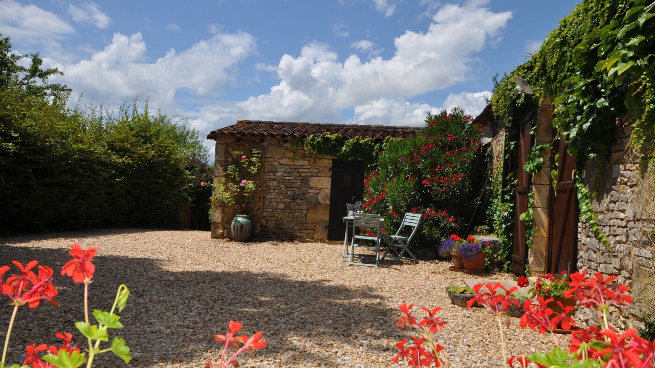 Photo of Outdoor in Saint-Jory-las-Bloux