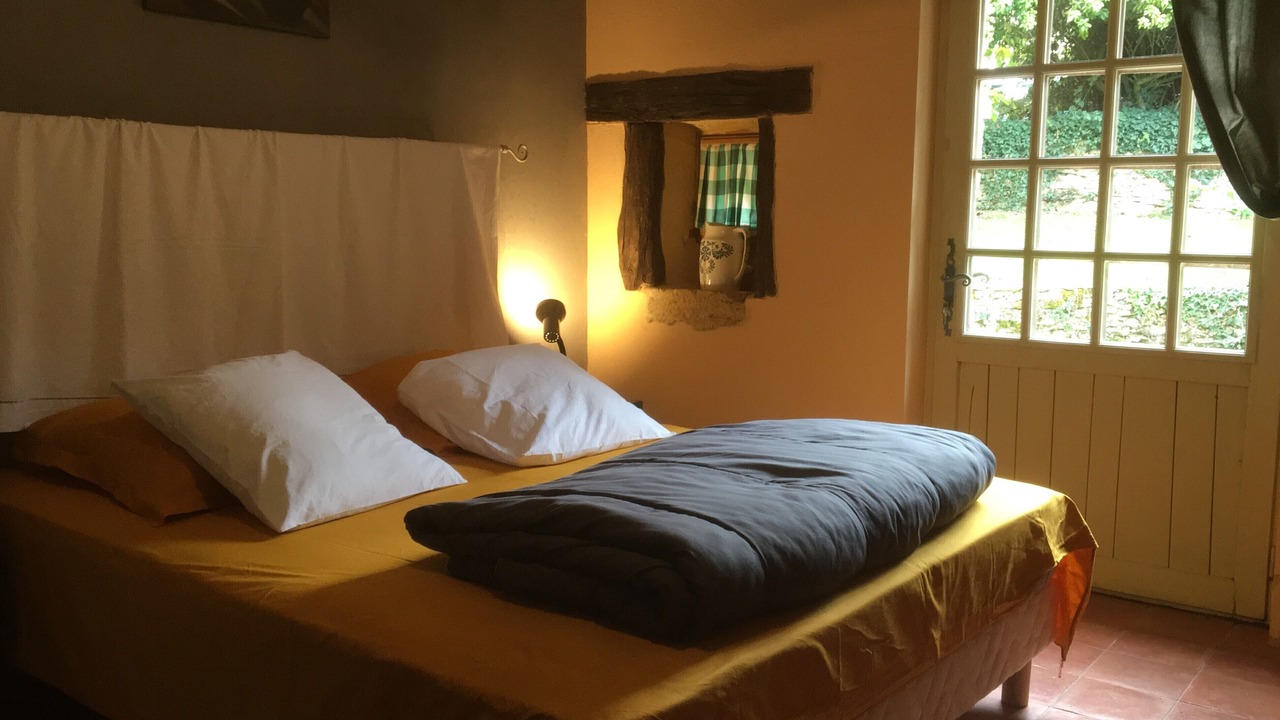 Photo of Bedroom in Saint-Amand-de-Coly