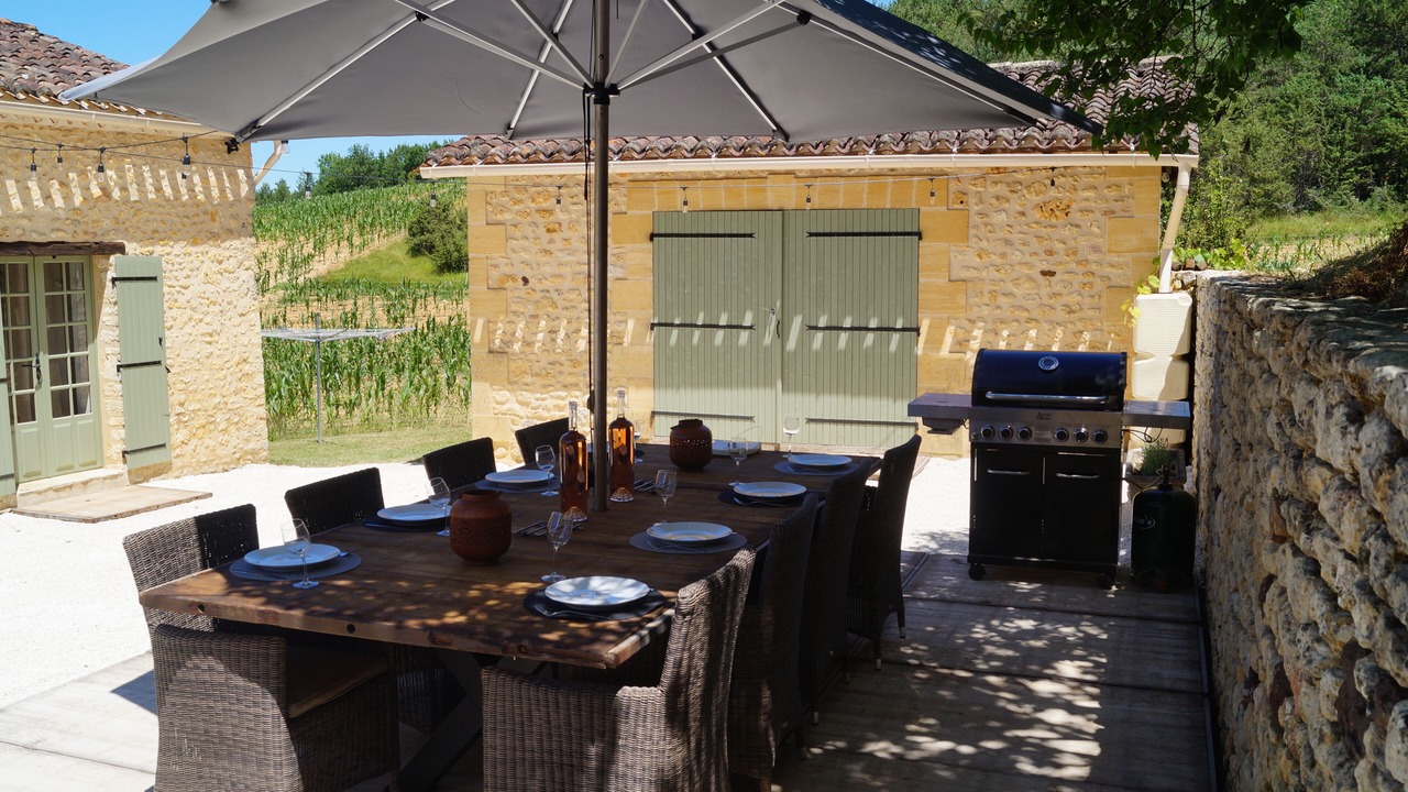 Photo of Outdoor in Sainte-Alvere-Saint-Laurent-les-Batons