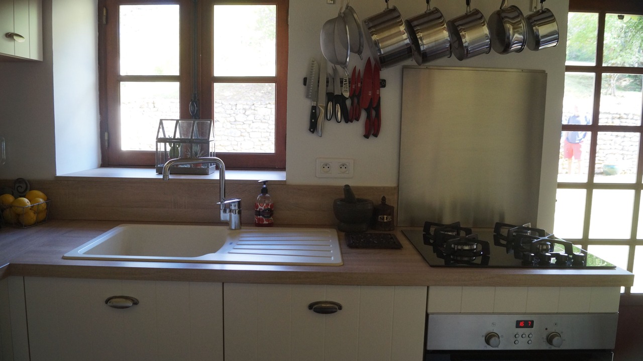 Photo of Kitchen in Sainte-Alvere-Saint-Laurent-les-Batons