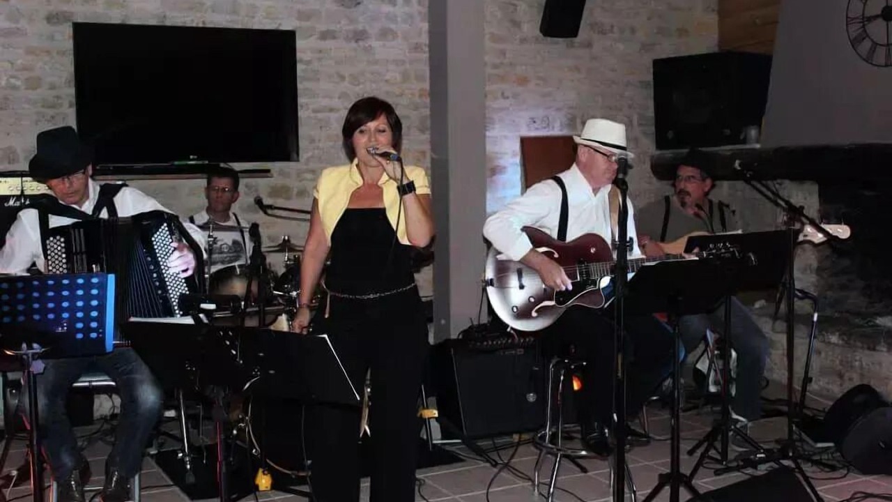 Photo of Others in Saint-Mande-sur-Bredoire