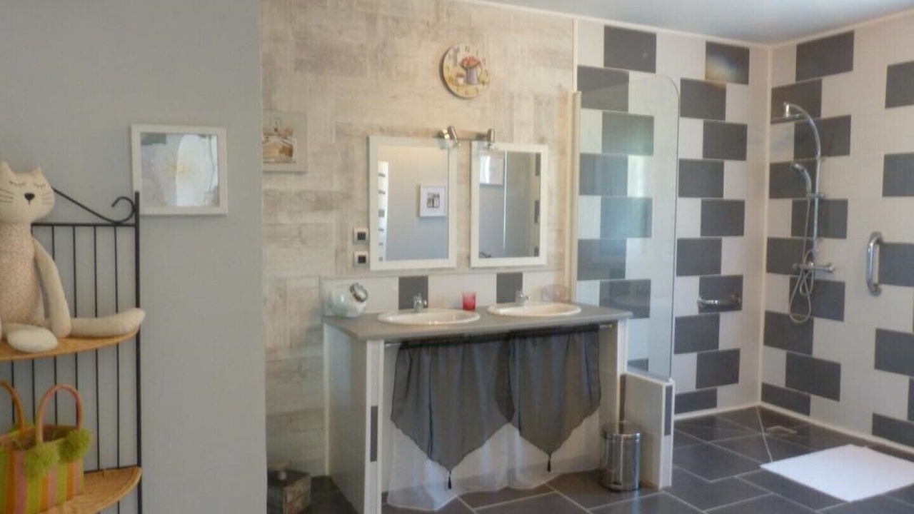 Photo of Bathroom in Marigny