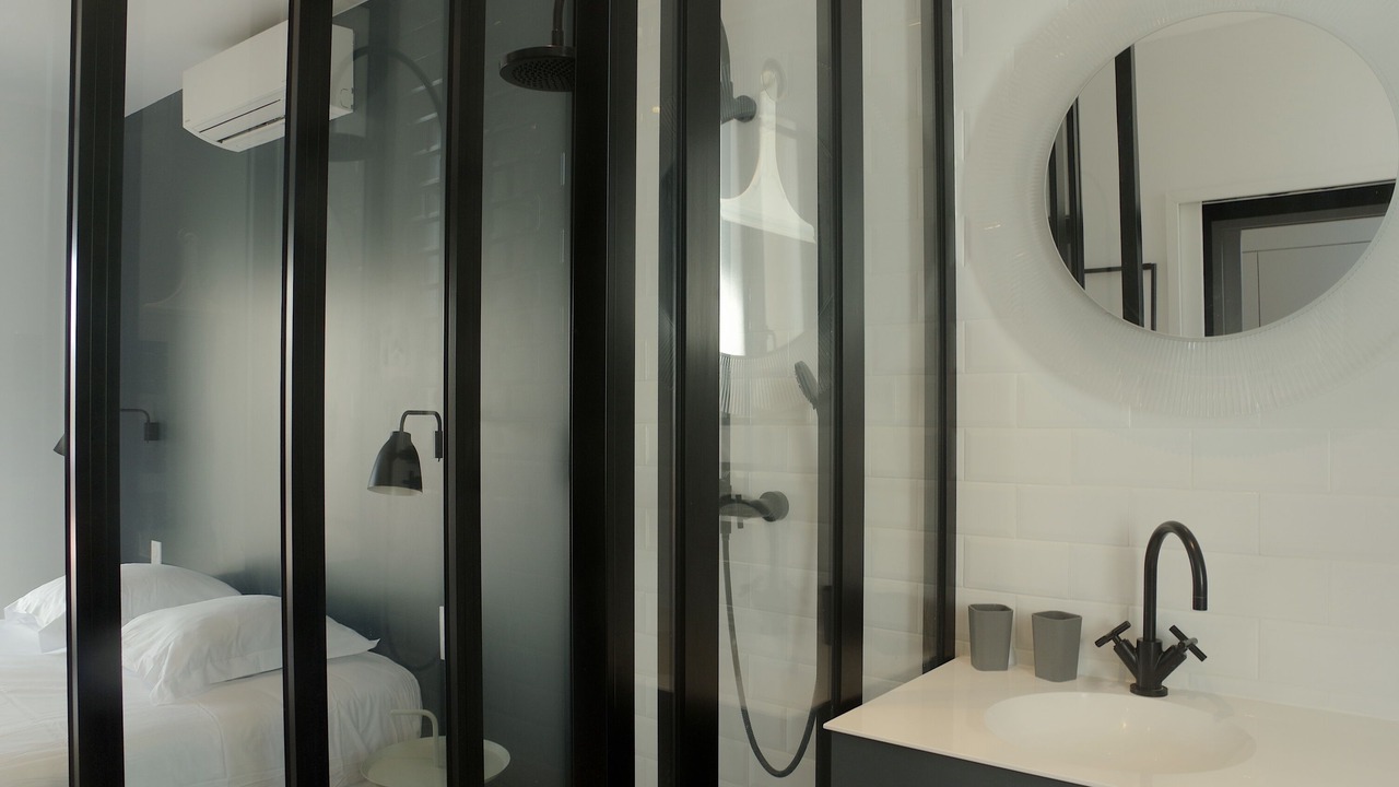 Photo of Bathroom in Talence